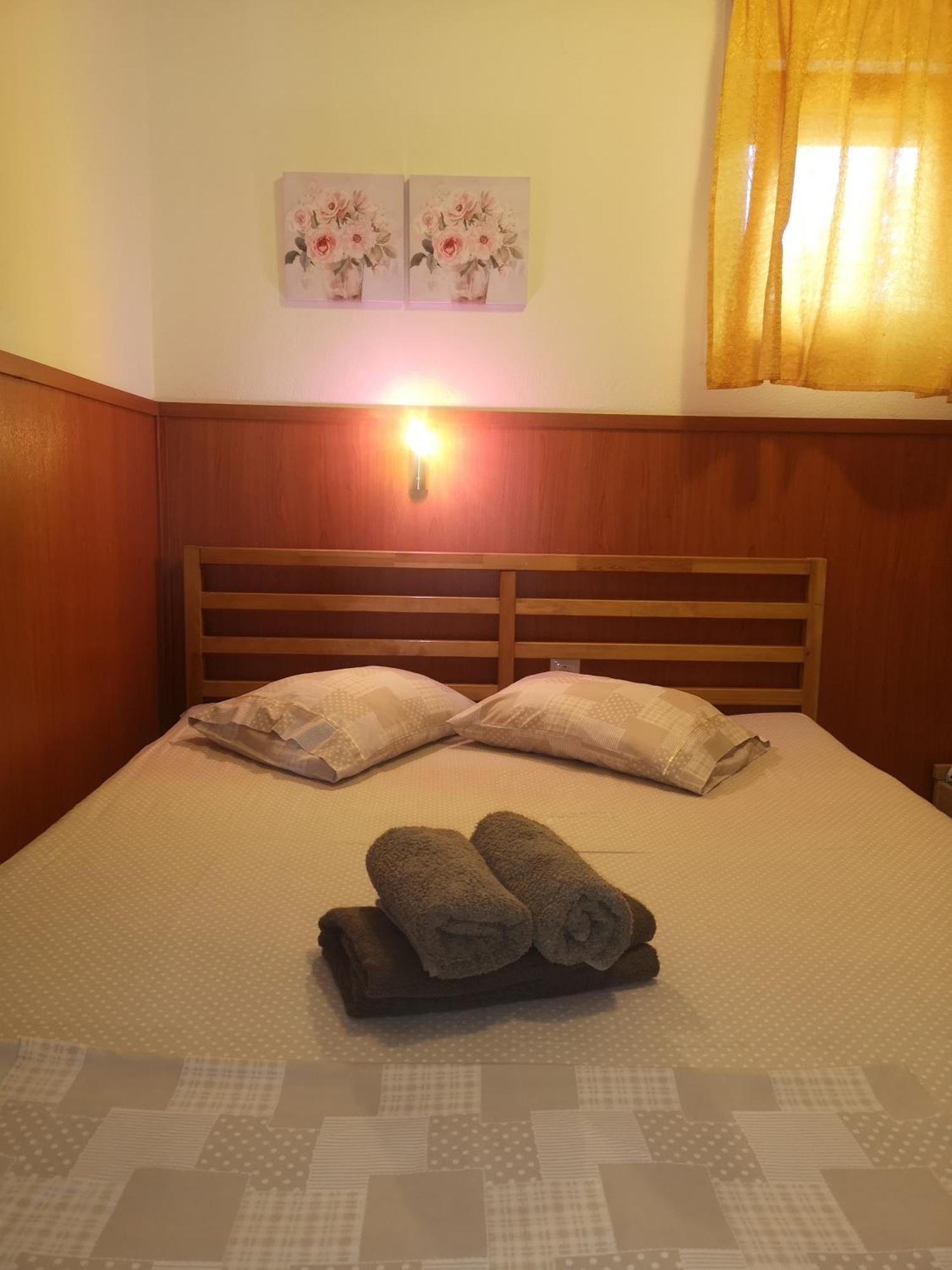Makis Nest Apart-Hotel Вурвуру Екстериор снимка