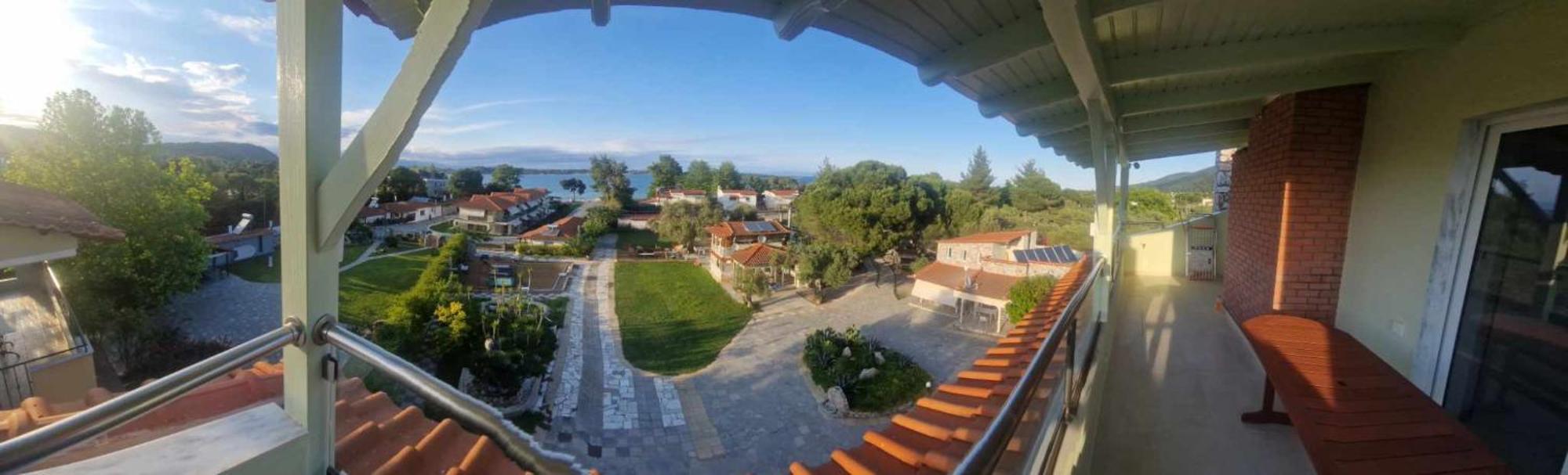 Makis Nest Apart-Hotel Вурвуру Екстериор снимка